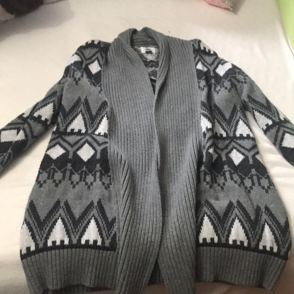 Old navy cardigan